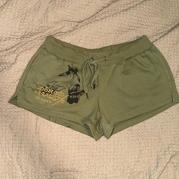 Ed hardy shorts - Picture 1 of 3